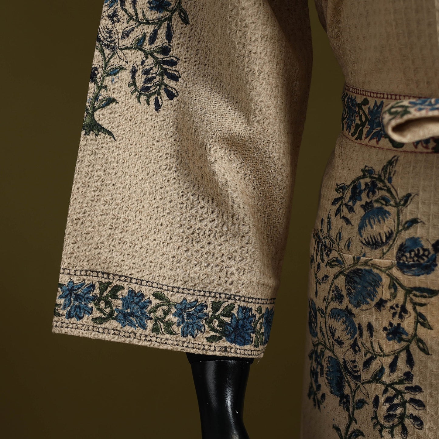 Sanganeri waffle weave handwoven bath robe 15 - handcrafted