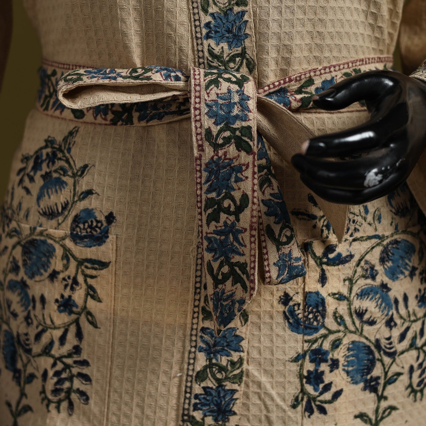 Sanganeri waffle weave handwoven bath robe 15 - handcrafted