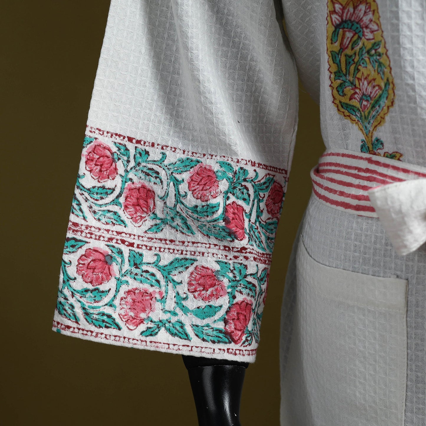 Sanganeri waffle weave handwoven bath robe 16 - handcrafted