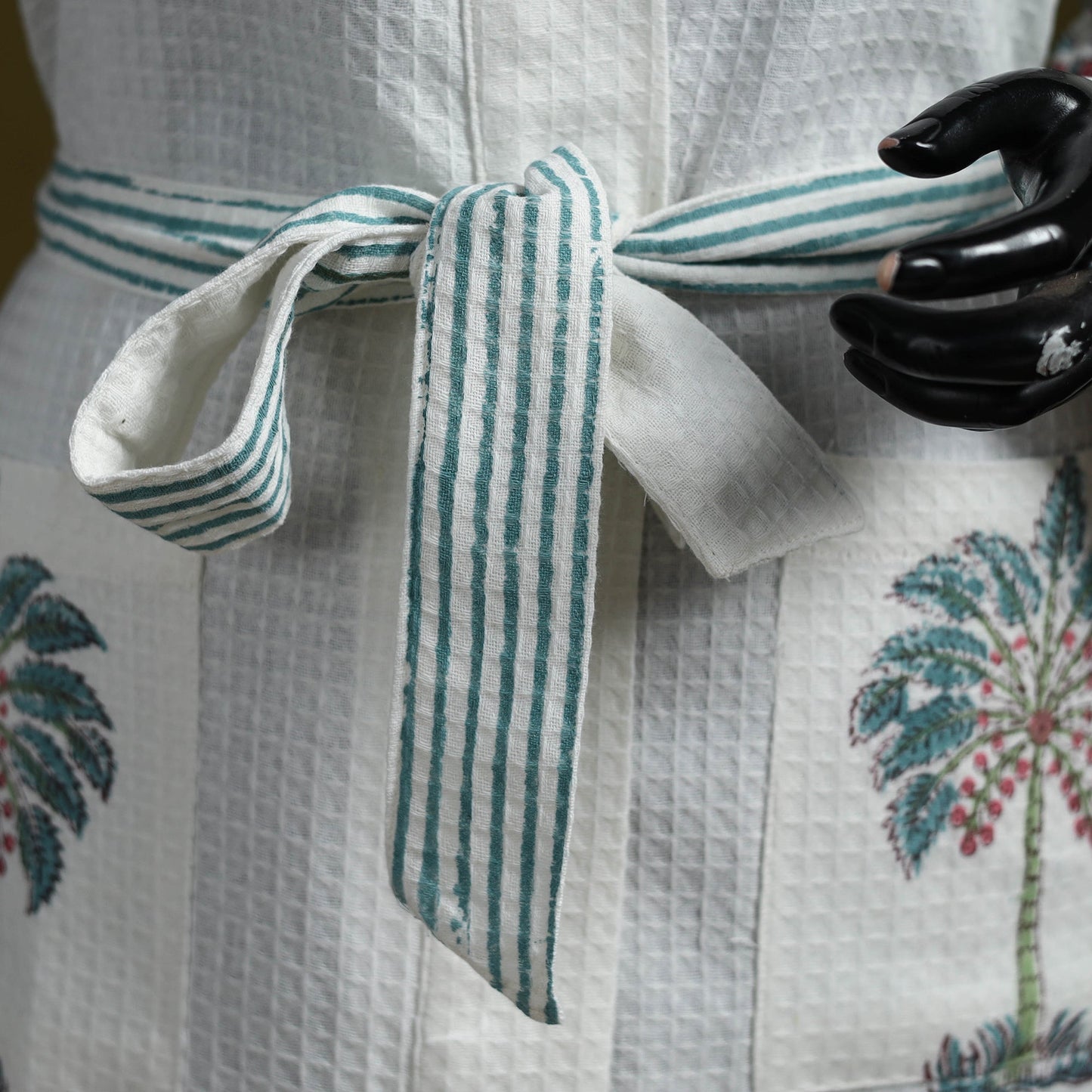 Sanganeri waffle weave handwoven bath robe 19 - handcrafted