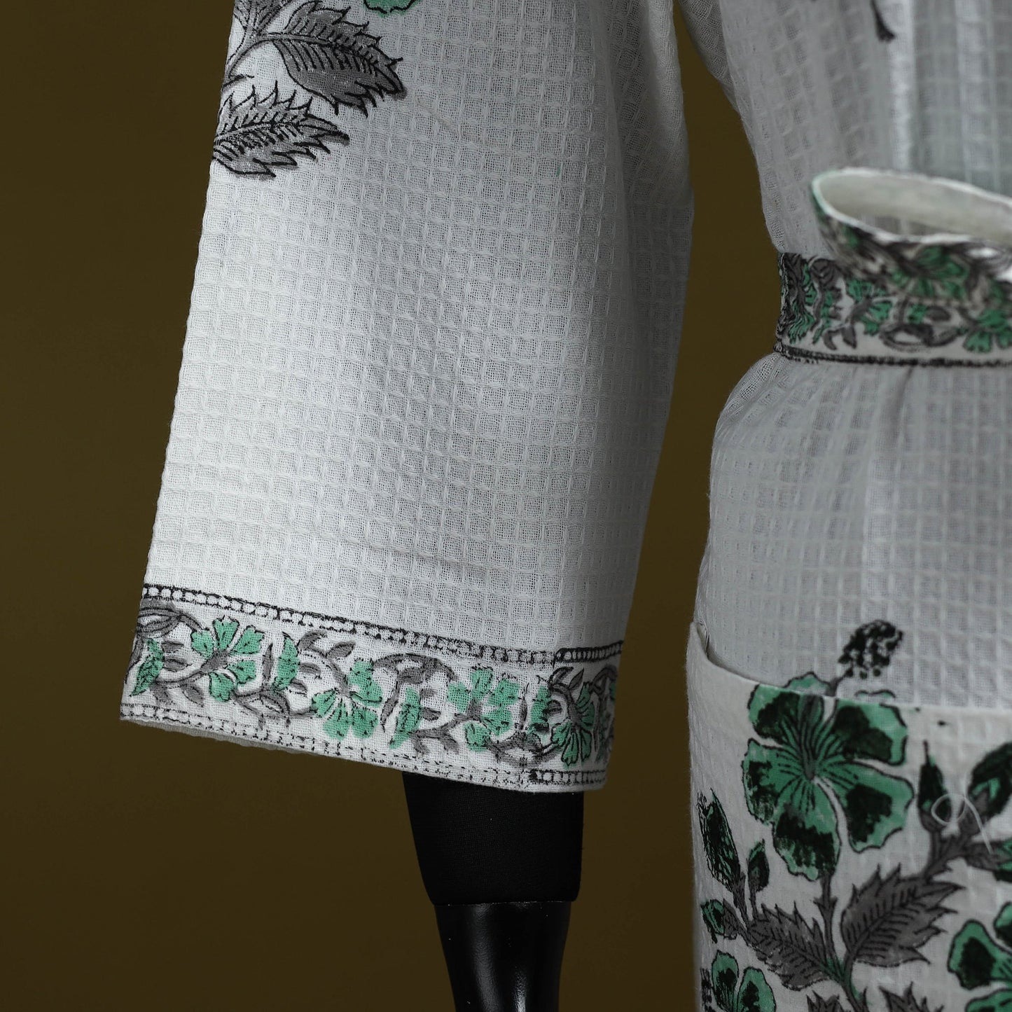 Sanganeri waffle weave handwoven bath robe 28 - handcrafted