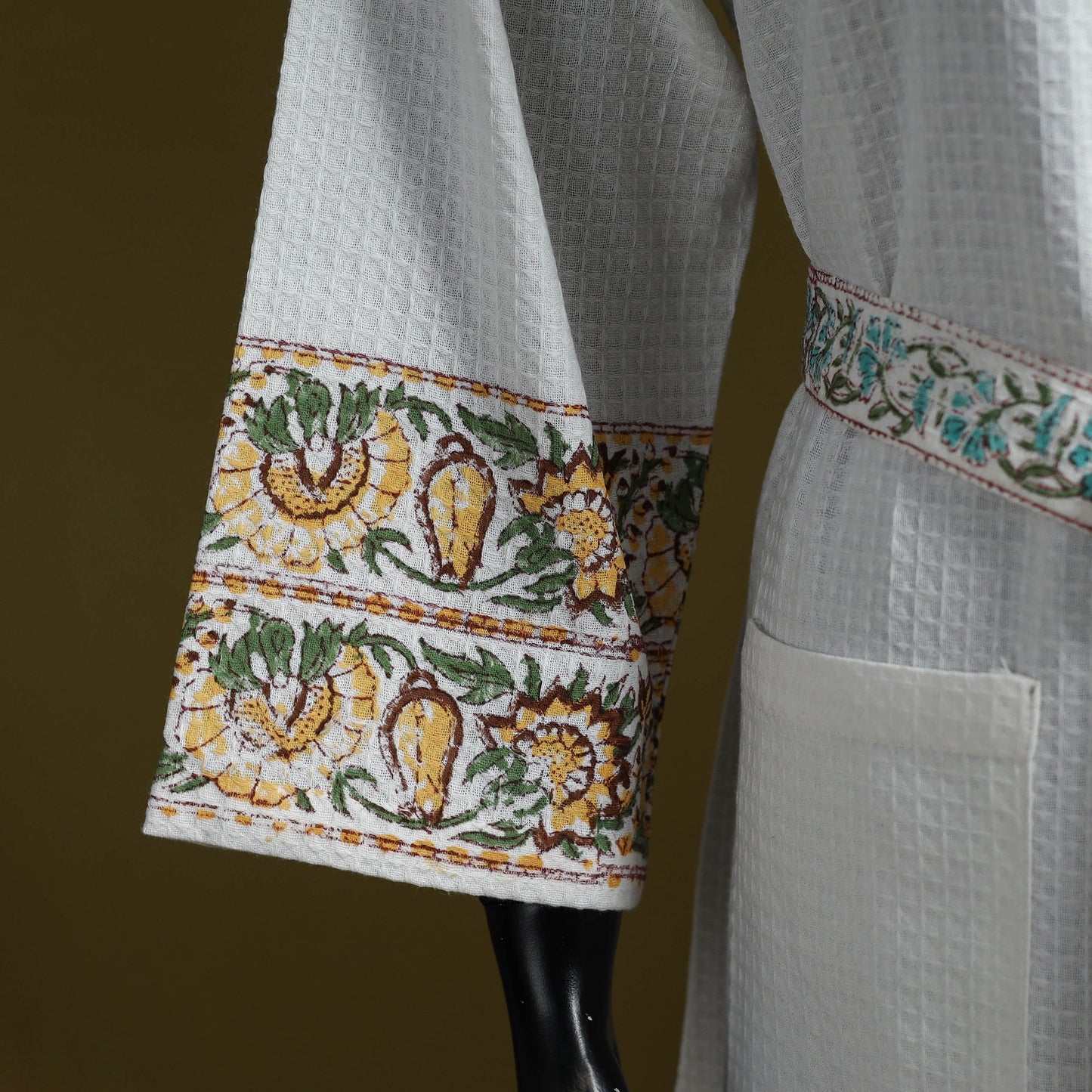 Sanganeri waffle weave handwoven bath robe 31 - handcrafted