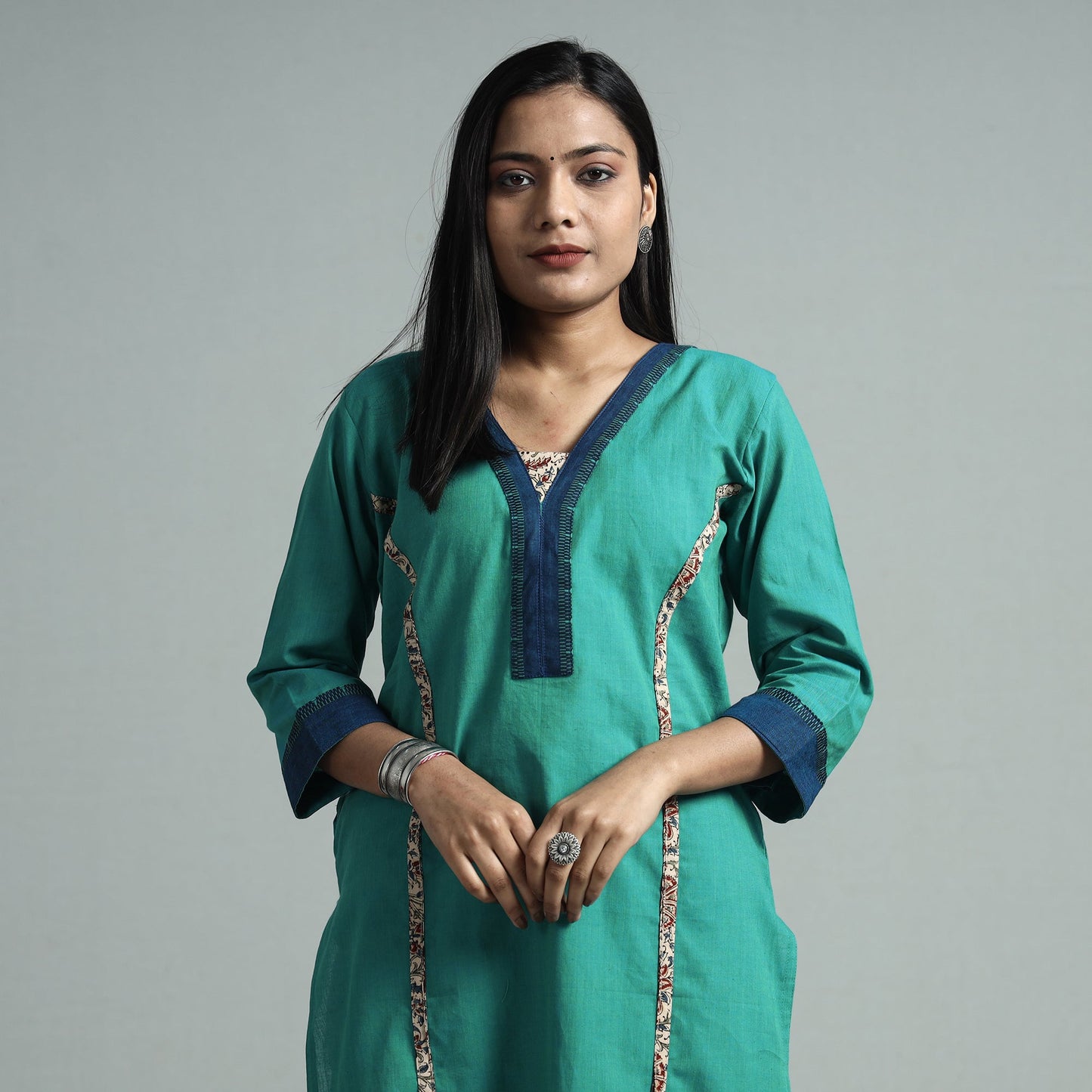 Buy Dharwad Cotton Kurta with Kalamkari Patchwork Online at iTokri.com