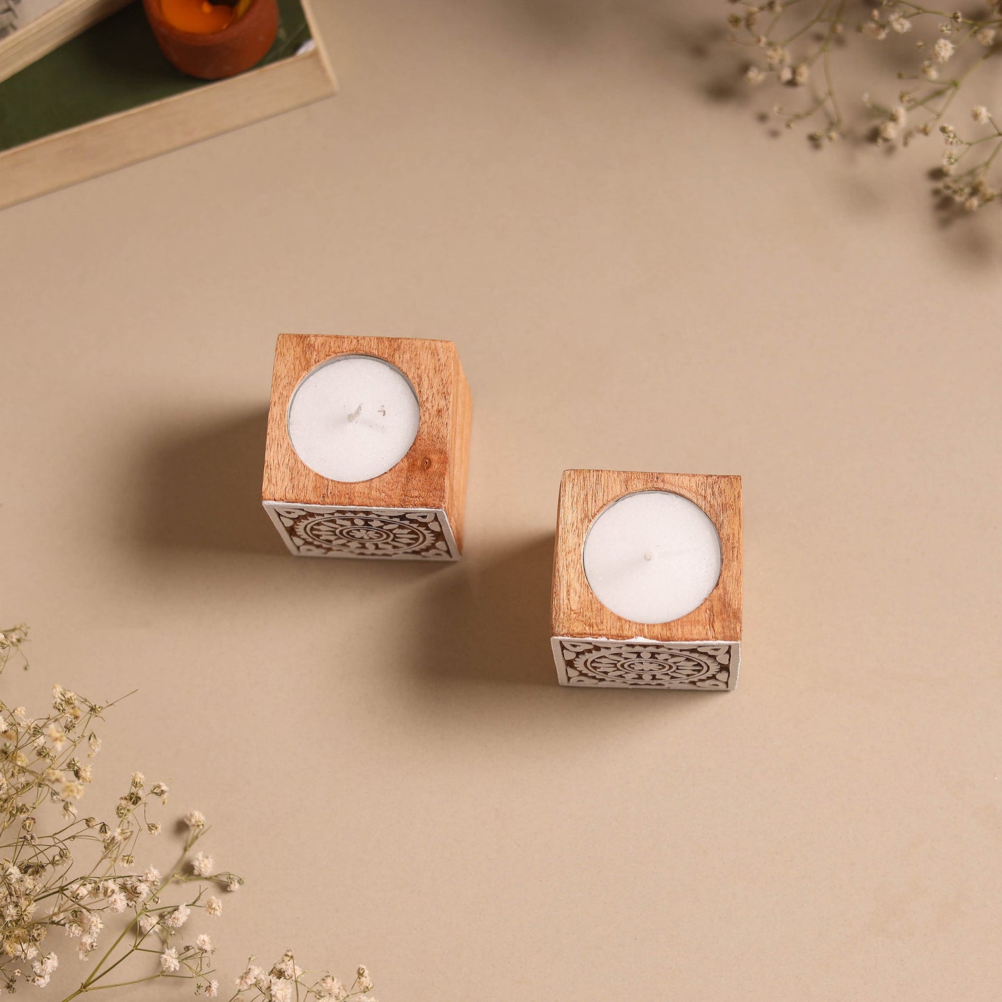 Set of 2 hand carved bakayan wood tealight candle holder 07