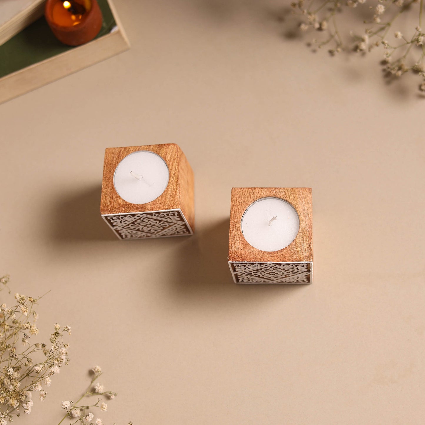 Set of 2 hand carved bakayan wood tealight candle holder 13