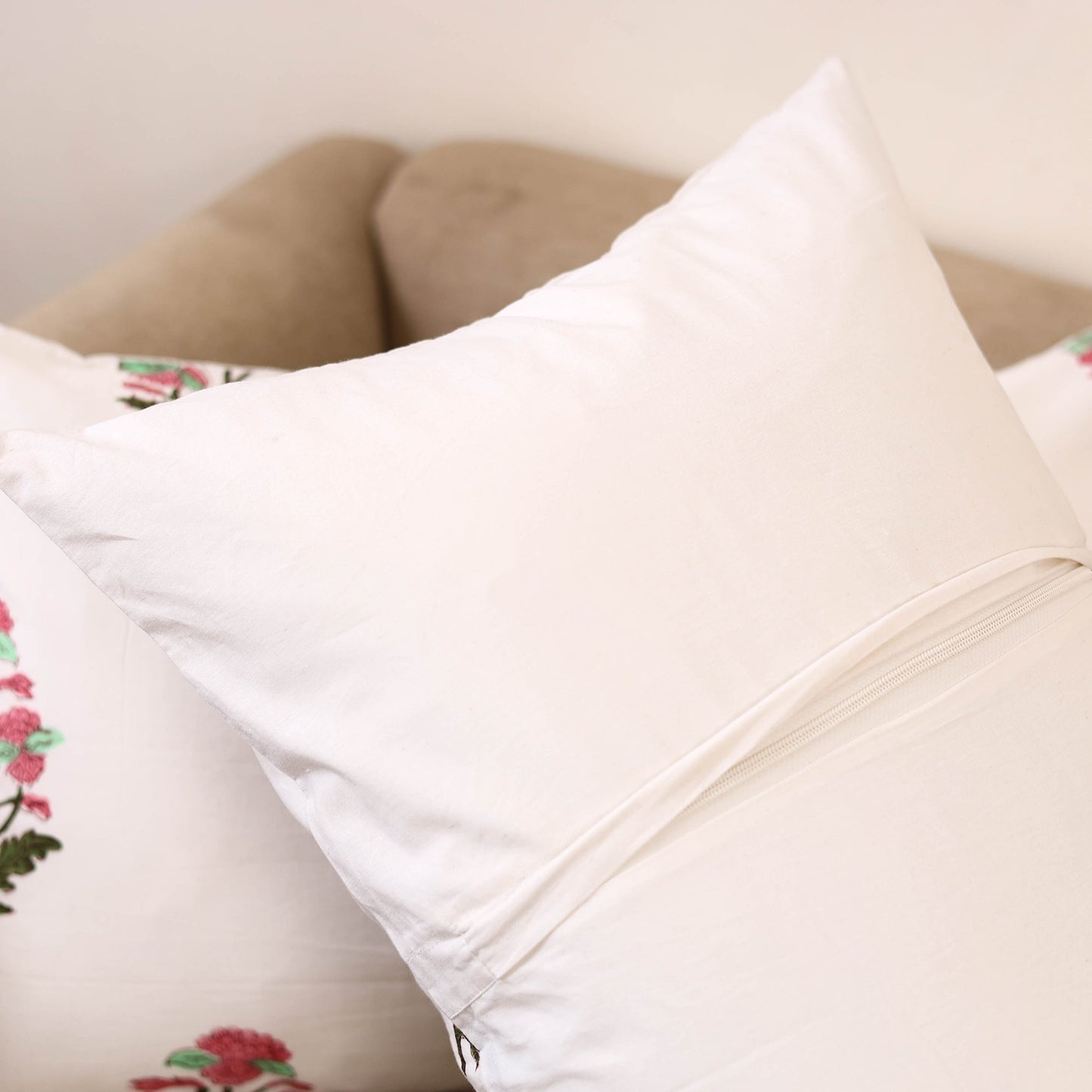 Set of 2 sanganeri cotton pillow covers 124 - handcrafted