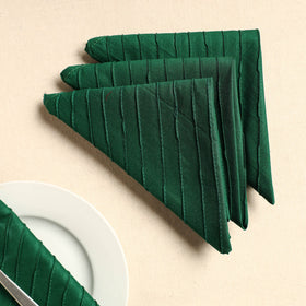 Set of 4 - green pintuck plain cotton table napkins (18 x