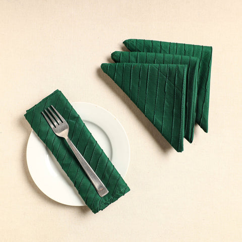 Set of 4 - green pintuck plain cotton table napkins (18 x