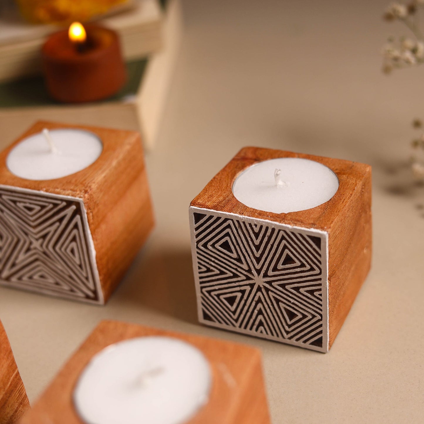 Set of 4 hand carved bakayan wood tealight candle holder 15