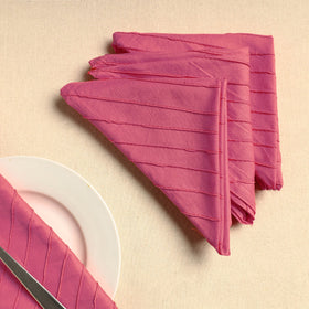 Set of 4 - pink pintuck plain cotton table napkins (18 x 18