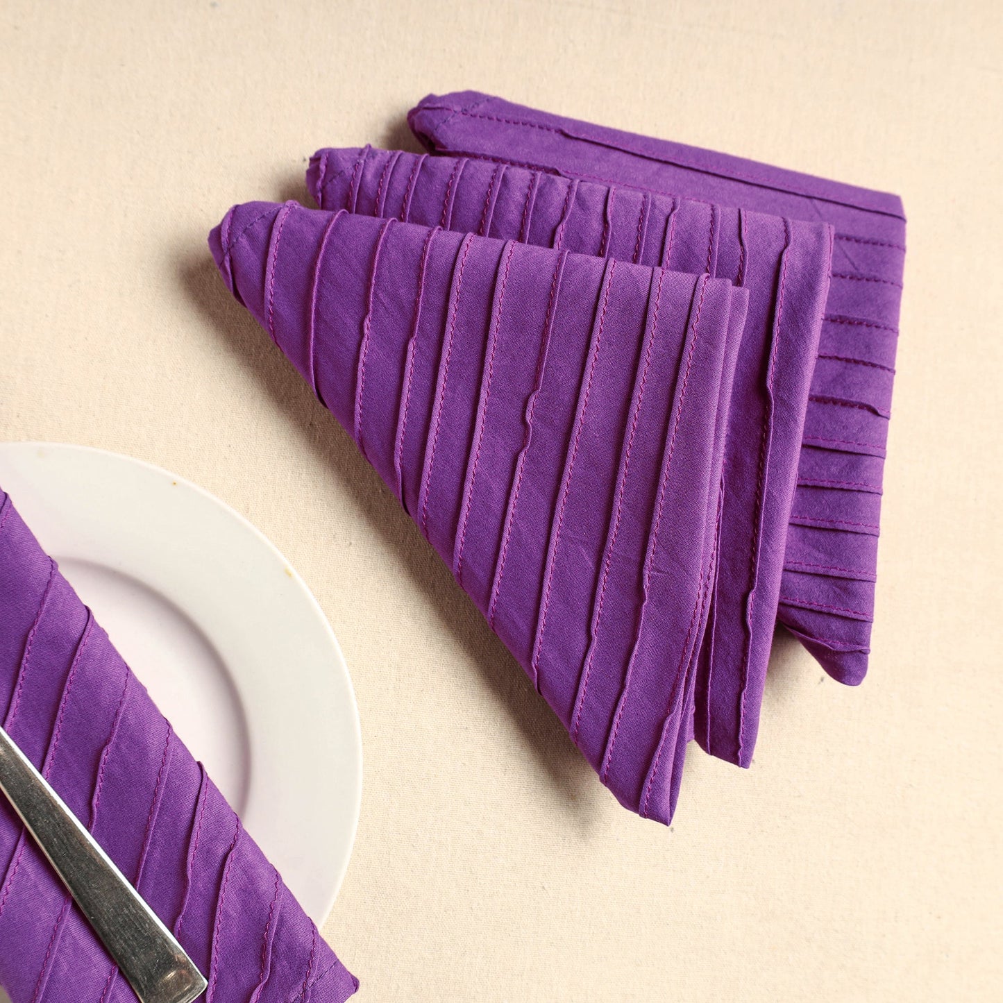Set of 4 - purple pintuck plain cotton table napkins (18 x