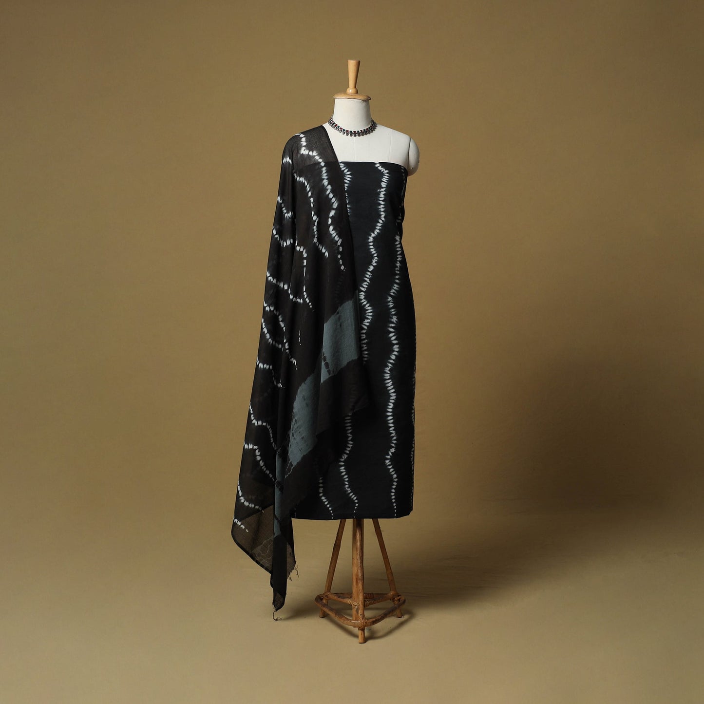 Shibori tie-dye cotton 3pc unstitched dress material suit