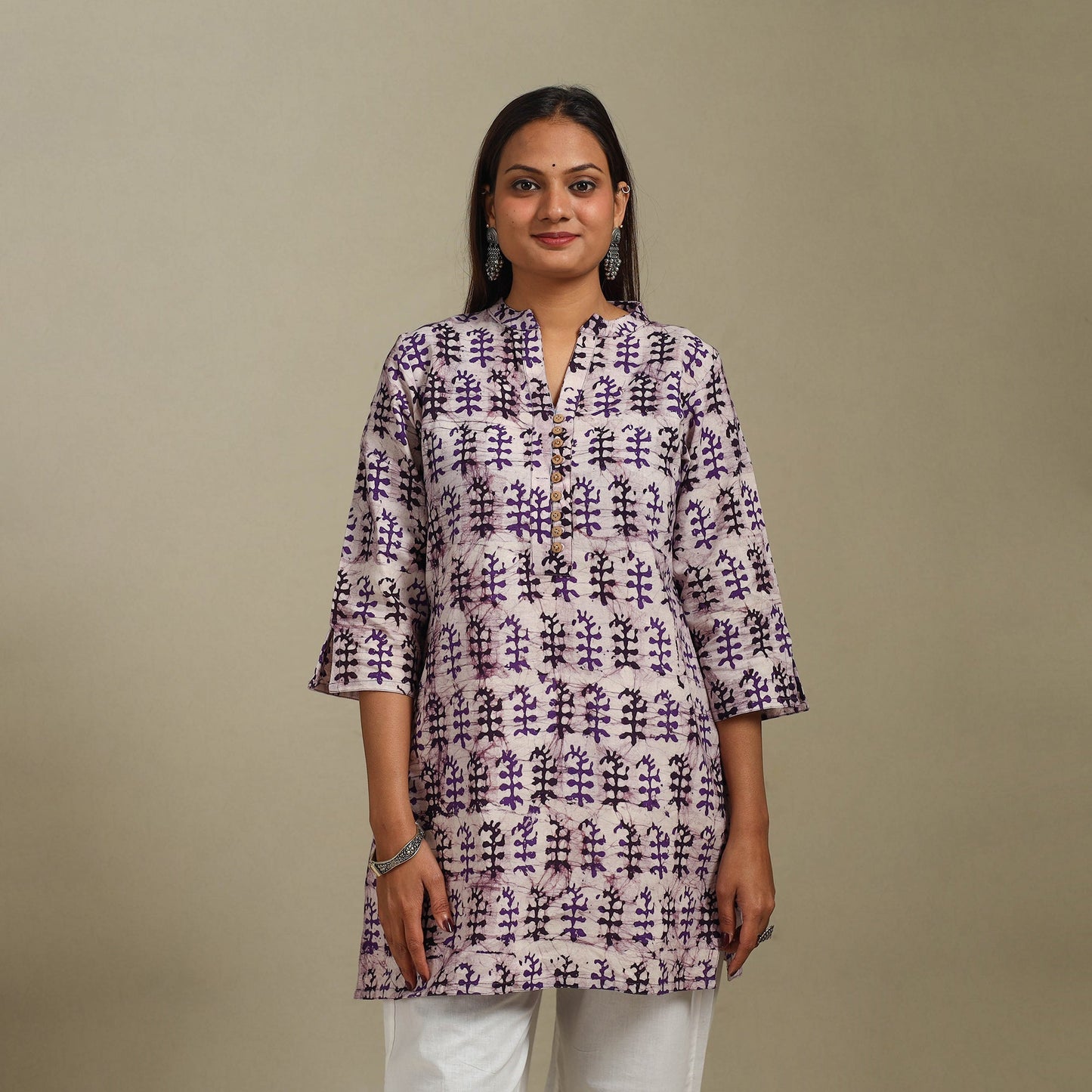 Short cotton hand batik kurta for women 39 - handcrafted