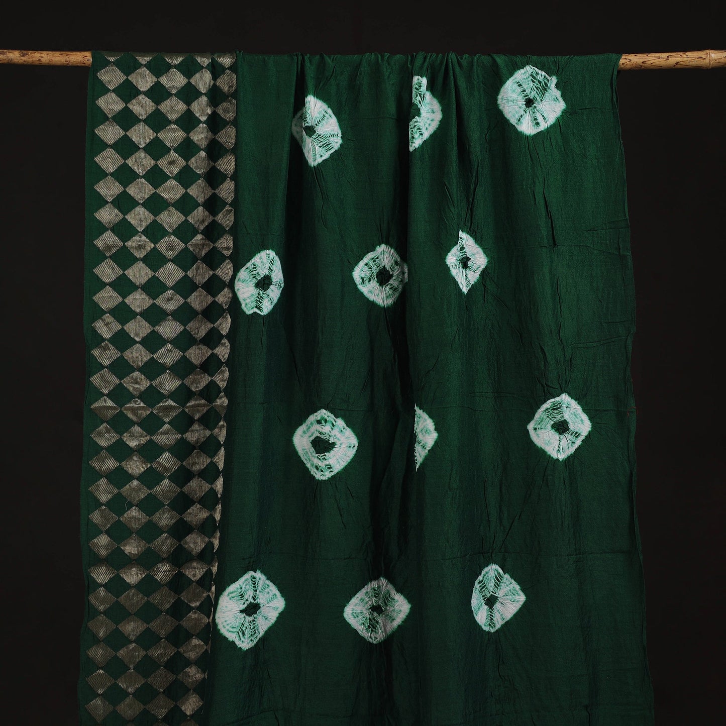 Silk tie-dye shibori fabric with zari border 34