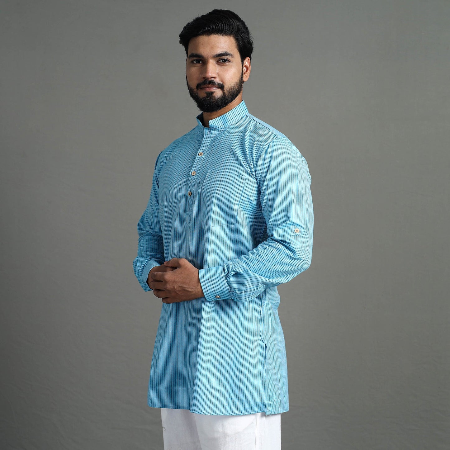Buy Handloom Cotton Stripe Men Short Kurta Online at iTokri.com