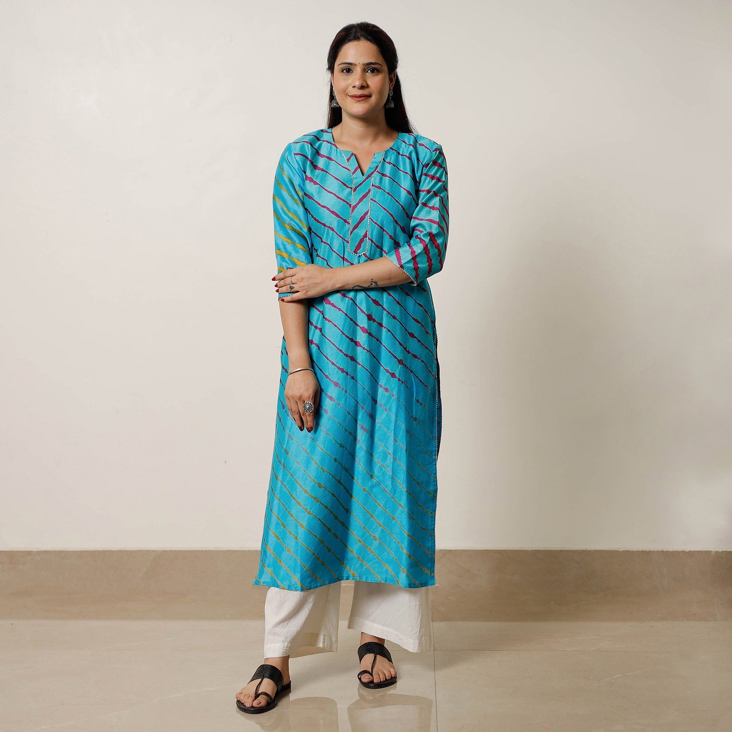 Buy Leheriya Tie-Dye Chanderi Silk Long Kurta Online l iTokri.com