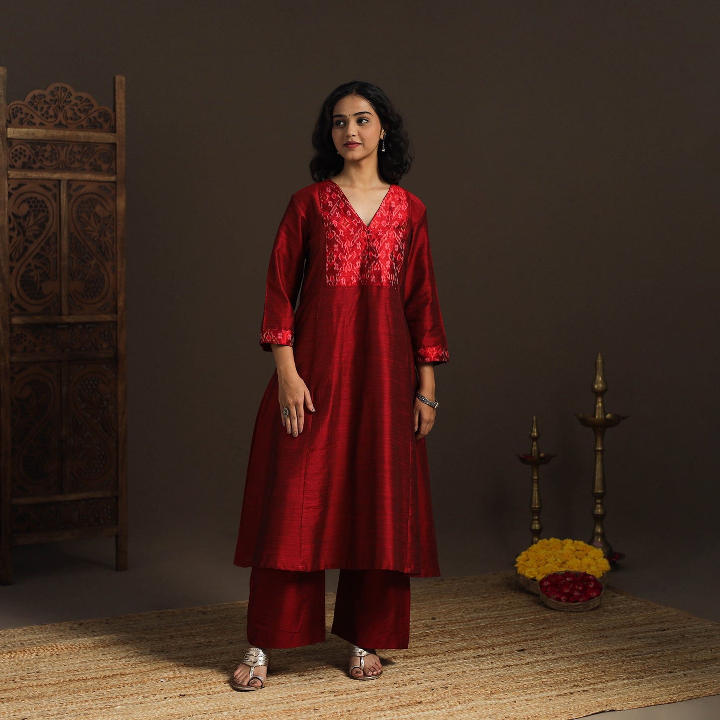 Slub silk a-line plain kurta with ikat patch 01