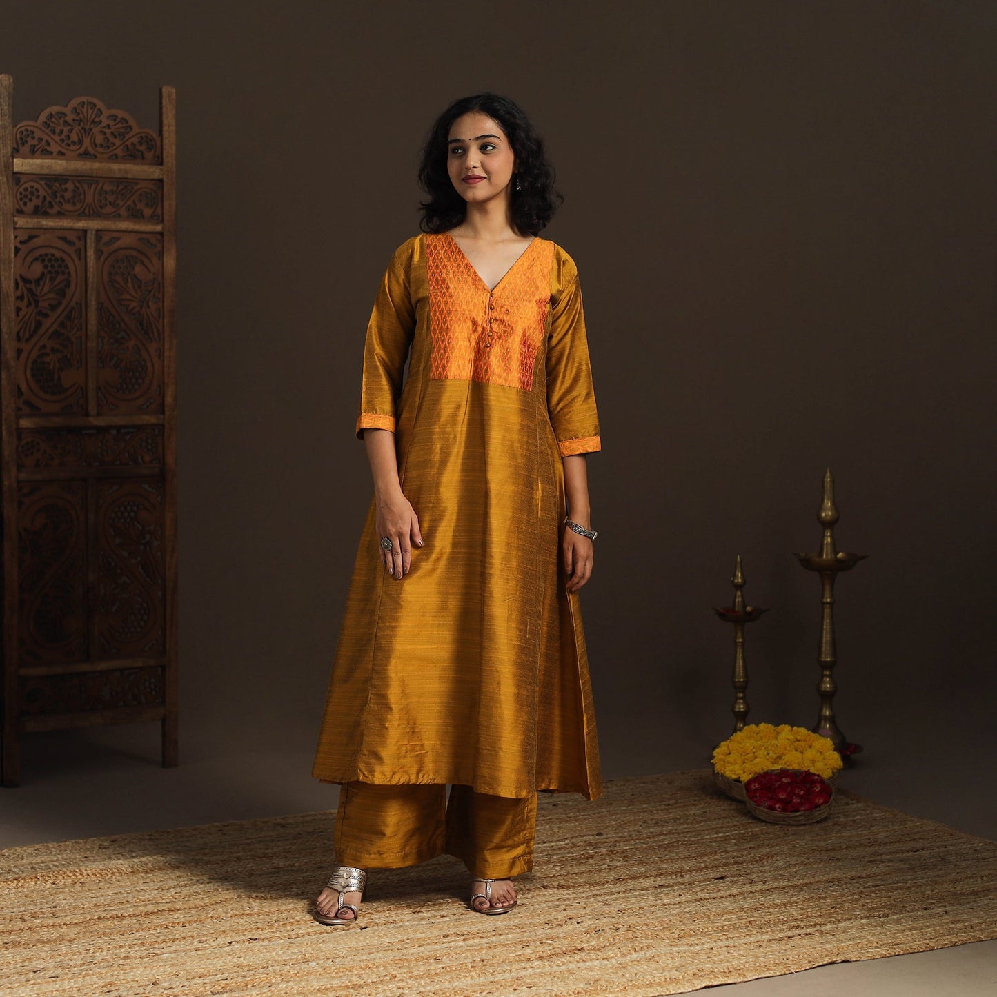 Slub silk a-line plain kurta with ikat patch 02