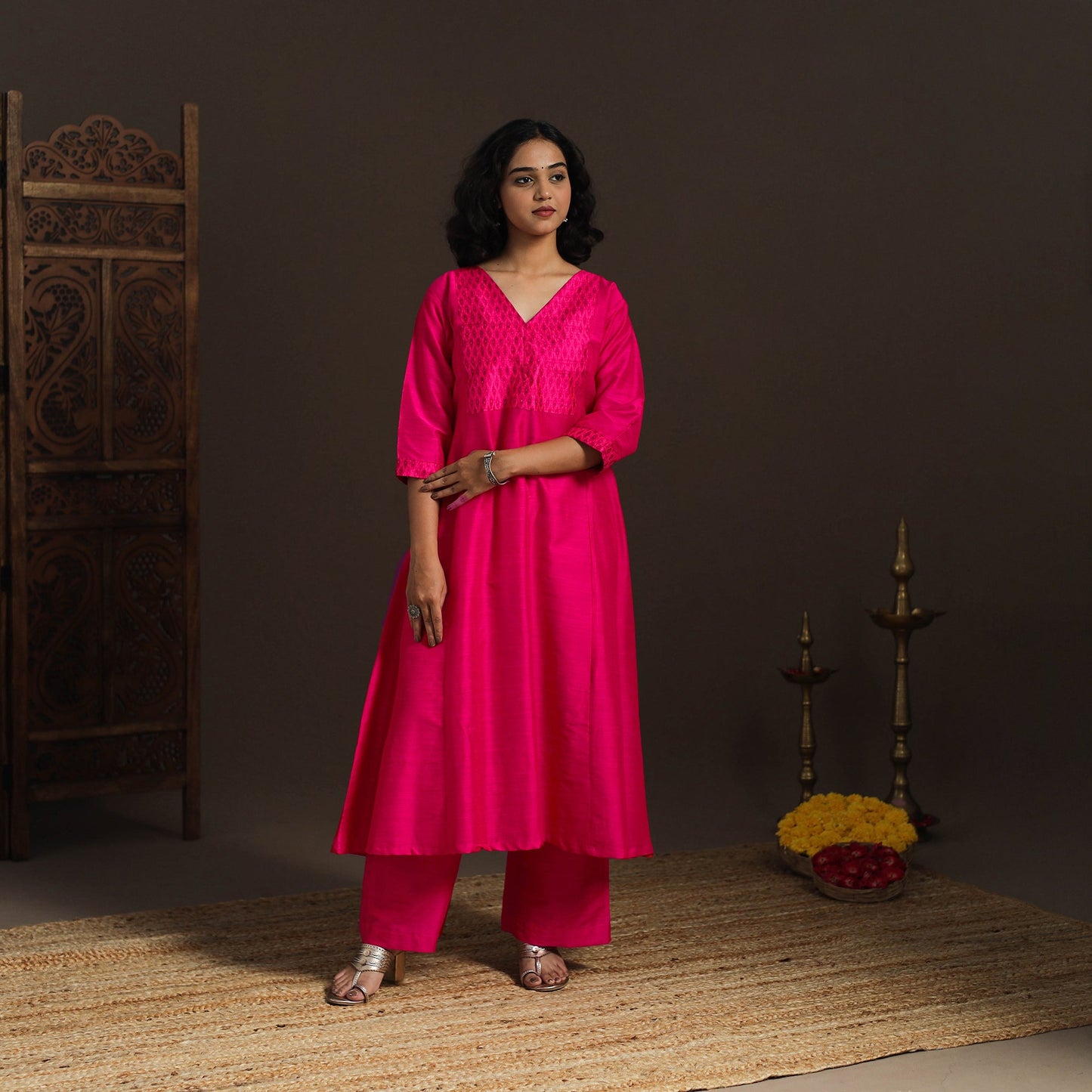 Slub silk a-line plain kurta with ikat patch 05