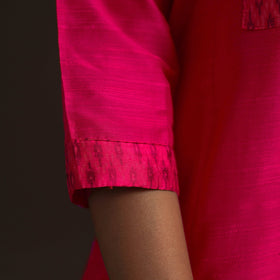 Slub silk a-line plain kurta with ikat patch 05