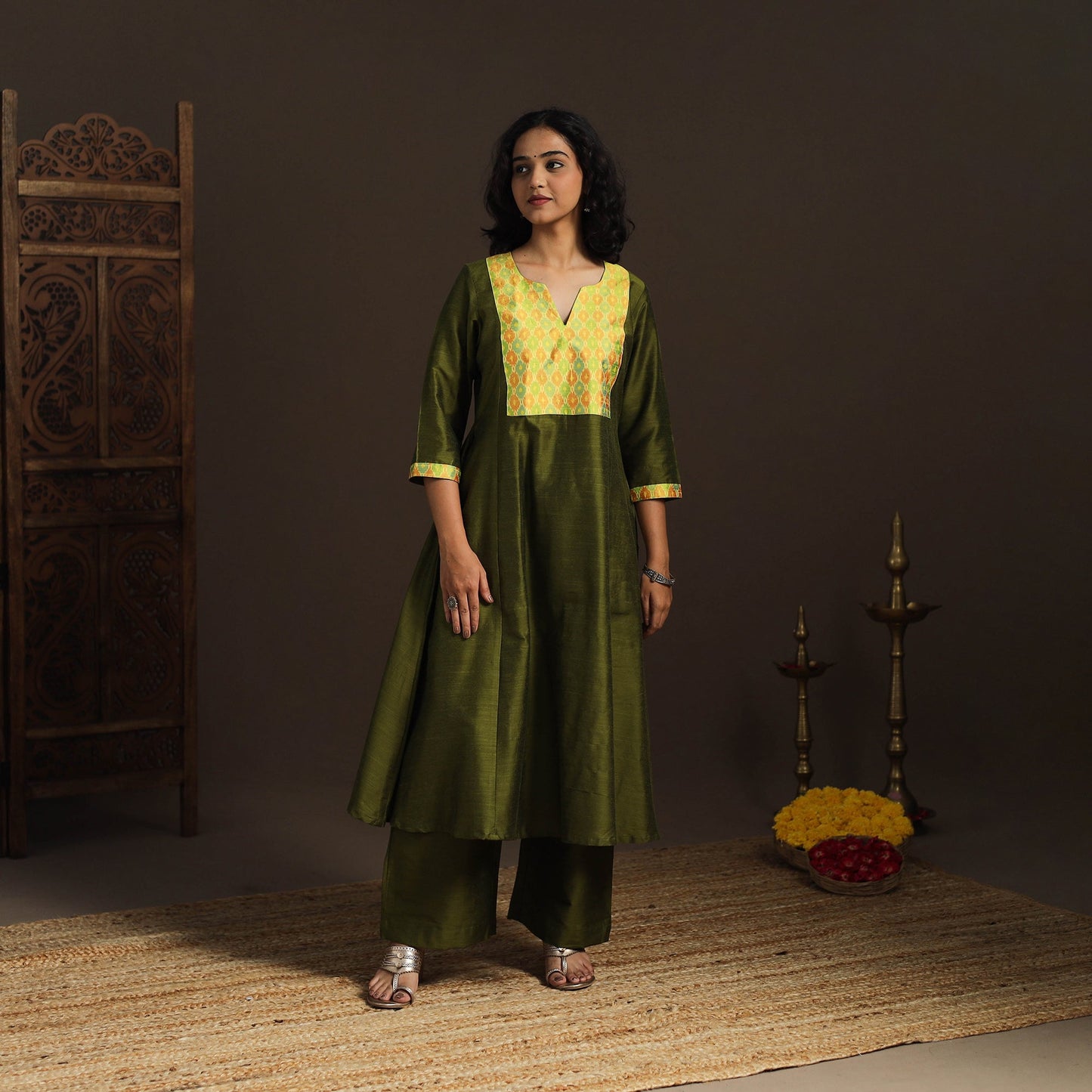 Slub silk a-line plain kurta with ikat patch 06