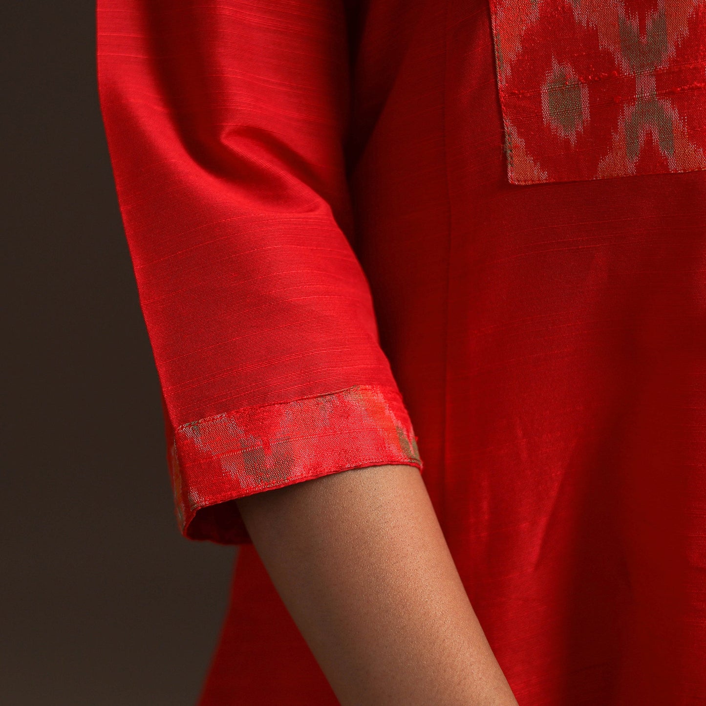 Slub silk a-line plain kurta with ikat patch 09