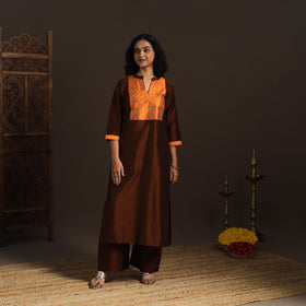 Slub silk straight plain kurta with ikat patch 10