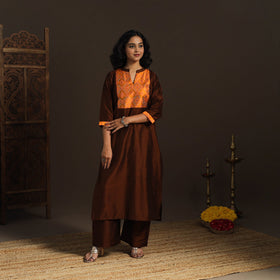Slub silk straight plain kurta with ikat patch 10