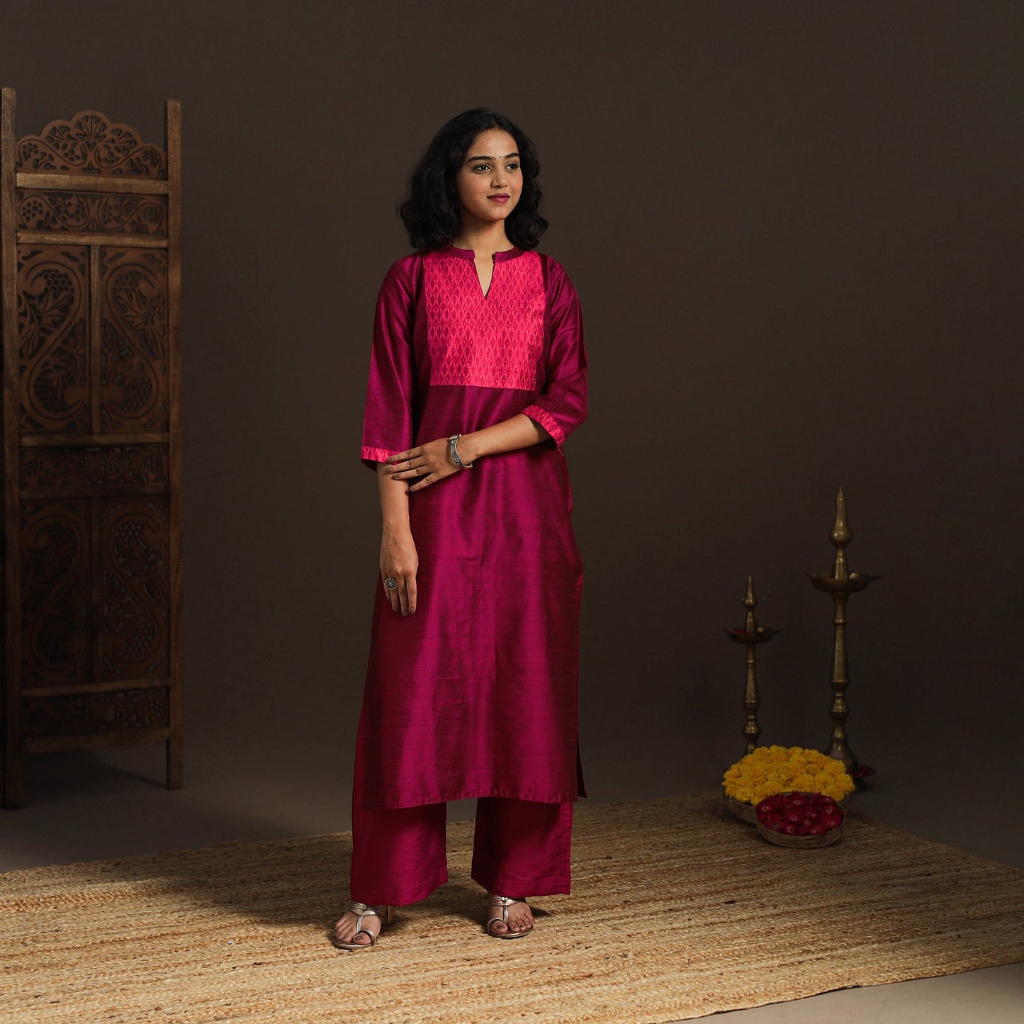 Slub silk straight plain kurta with ikat patch 12