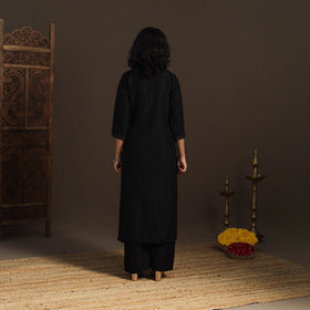 Slub silk straight plain kurta with ikat patch 13