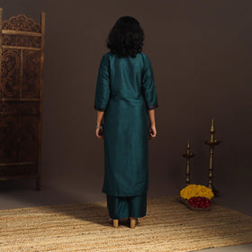 Slub silk straight plain kurta with ikat patch 14