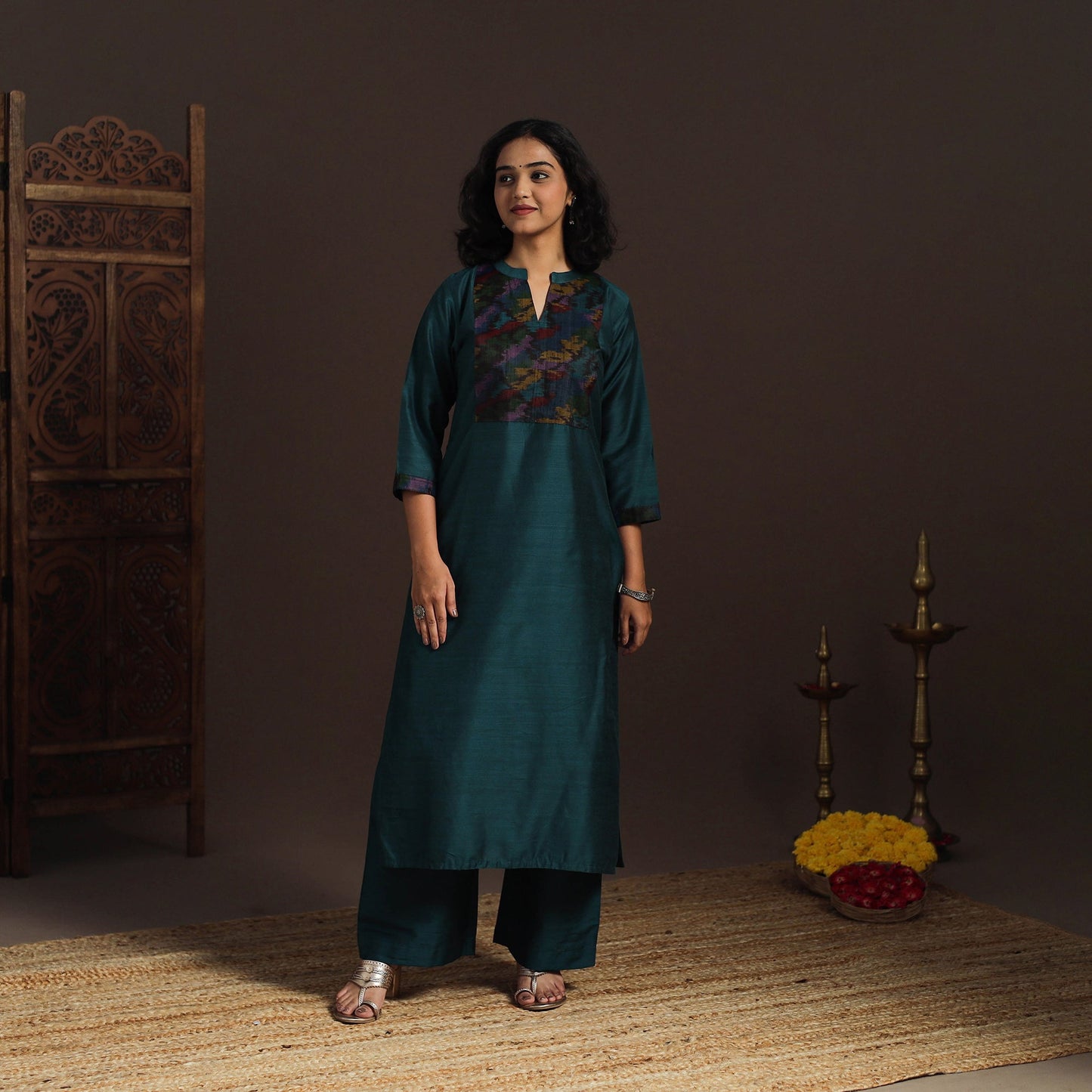 Slub silk straight plain kurta with ikat patch 14