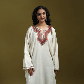 Sozni hand embroidered kashmiri merino wool pheran 02