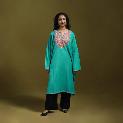 Sozni hand embroidered kashmiri merino wool pheran 03