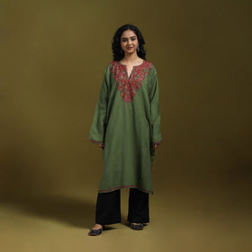 Sozni hand embroidered kashmiri merino wool pheran 04