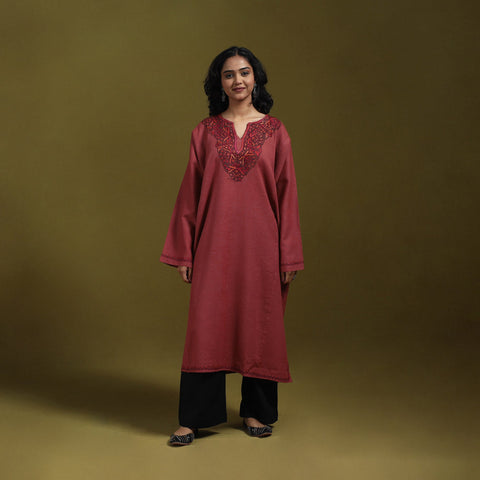 Sozni hand embroidered kashmiri merino wool pheran 08