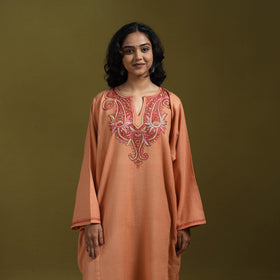 Sozni hand embroidered kashmiri merino wool pheran 10