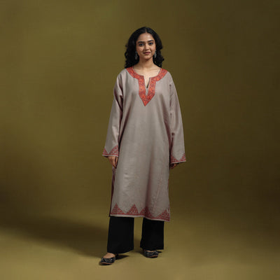 Sozni hand embroidered kashmiri merino wool pheran 11