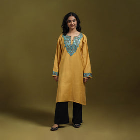 Sozni hand embroidered kashmiri merino wool pheran 16