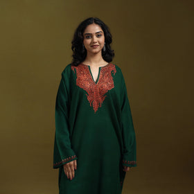 Sozni hand embroidered kashmiri merino wool pheran 21