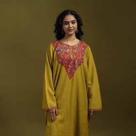 Sozni hand embroidered kashmiri merino wool pheran 39