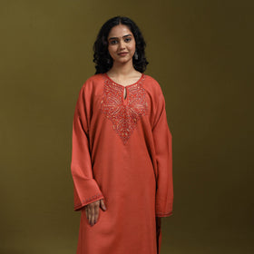 Sozni hand embroidered kashmiri merino wool pheran 45