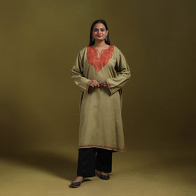 Sozni hand embroidered kashmiri merino wool pheran 56