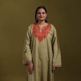 Sozni hand embroidered kashmiri merino wool pheran 56