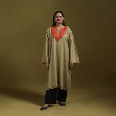 Sozni hand embroidered kashmiri merino wool pheran 56