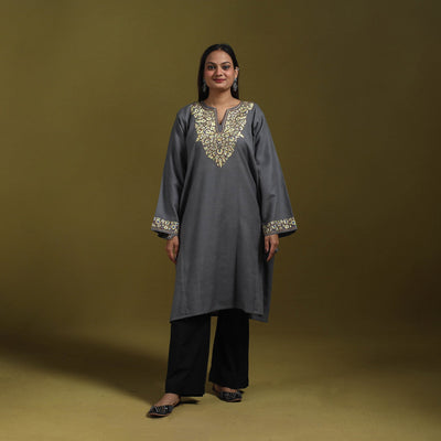 Sozni hand embroidered kashmiri merino wool pheran 59