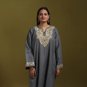 Sozni hand embroidered kashmiri merino wool pheran 59