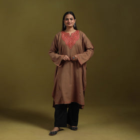 Sozni hand embroidered kashmiri merino wool pheran 66