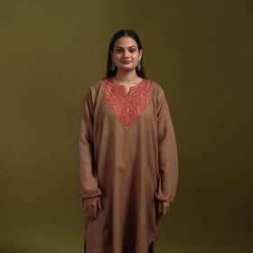 Sozni hand embroidered kashmiri merino wool pheran 66
