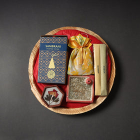 Buy Sri Aurobindo Ashram Gift Set (Assorted) Online in India  l iTokri.com